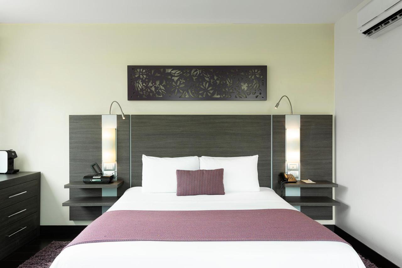 Hotel Bh El Poblado Medellín Kültér fotó