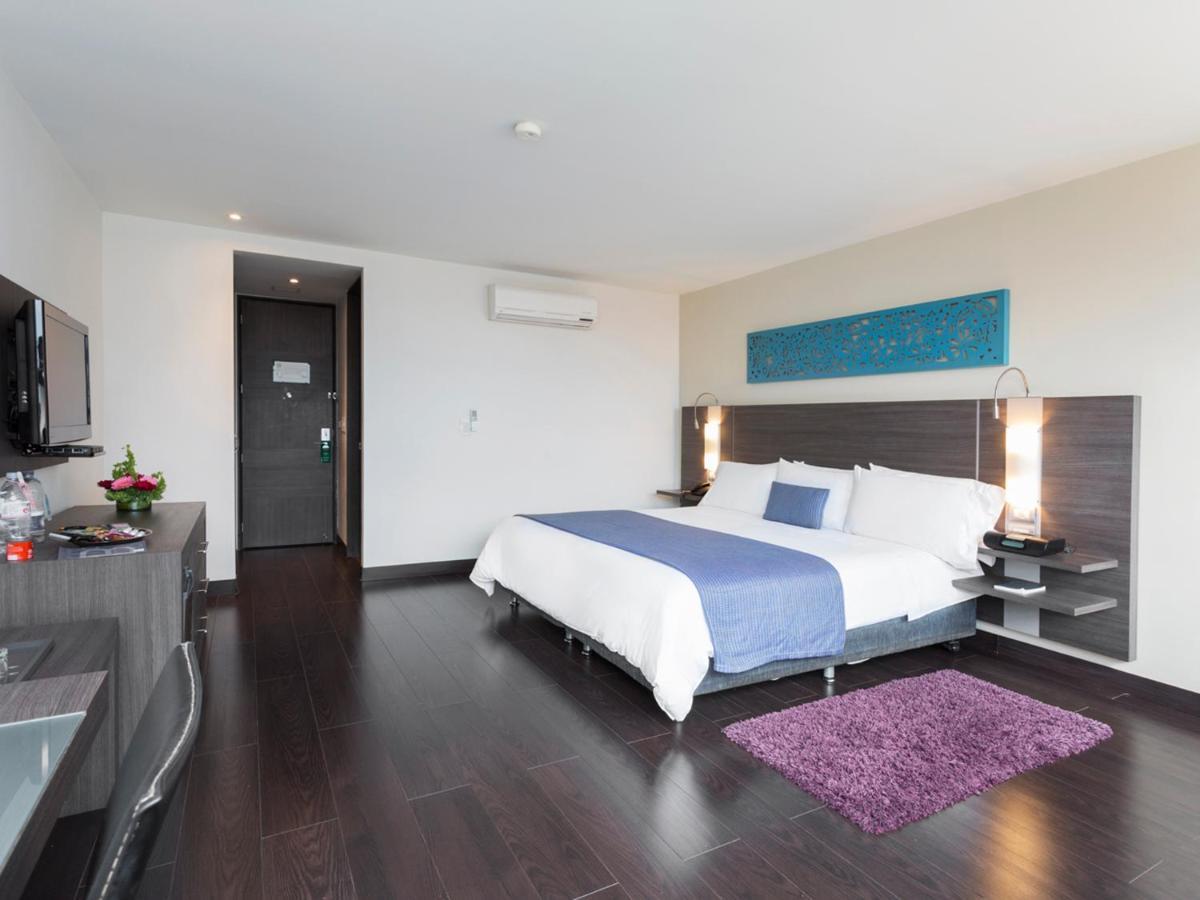 Hotel Bh El Poblado Medellín Kültér fotó