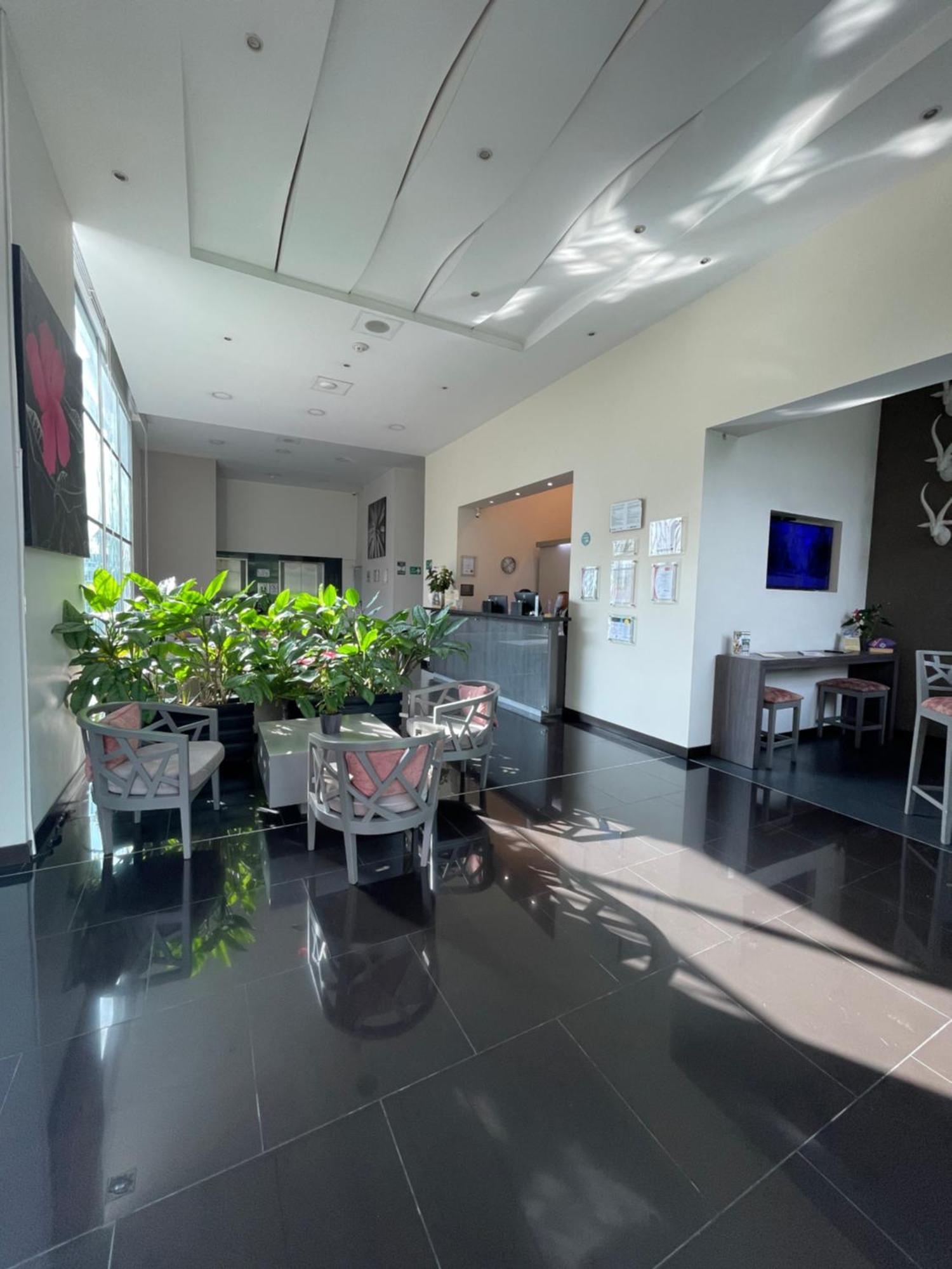 Hotel Bh El Poblado Medellín Kültér fotó